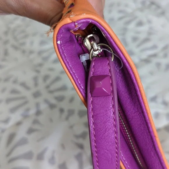 Shiraleah Color Block Clutch. - Picture 4 of 8